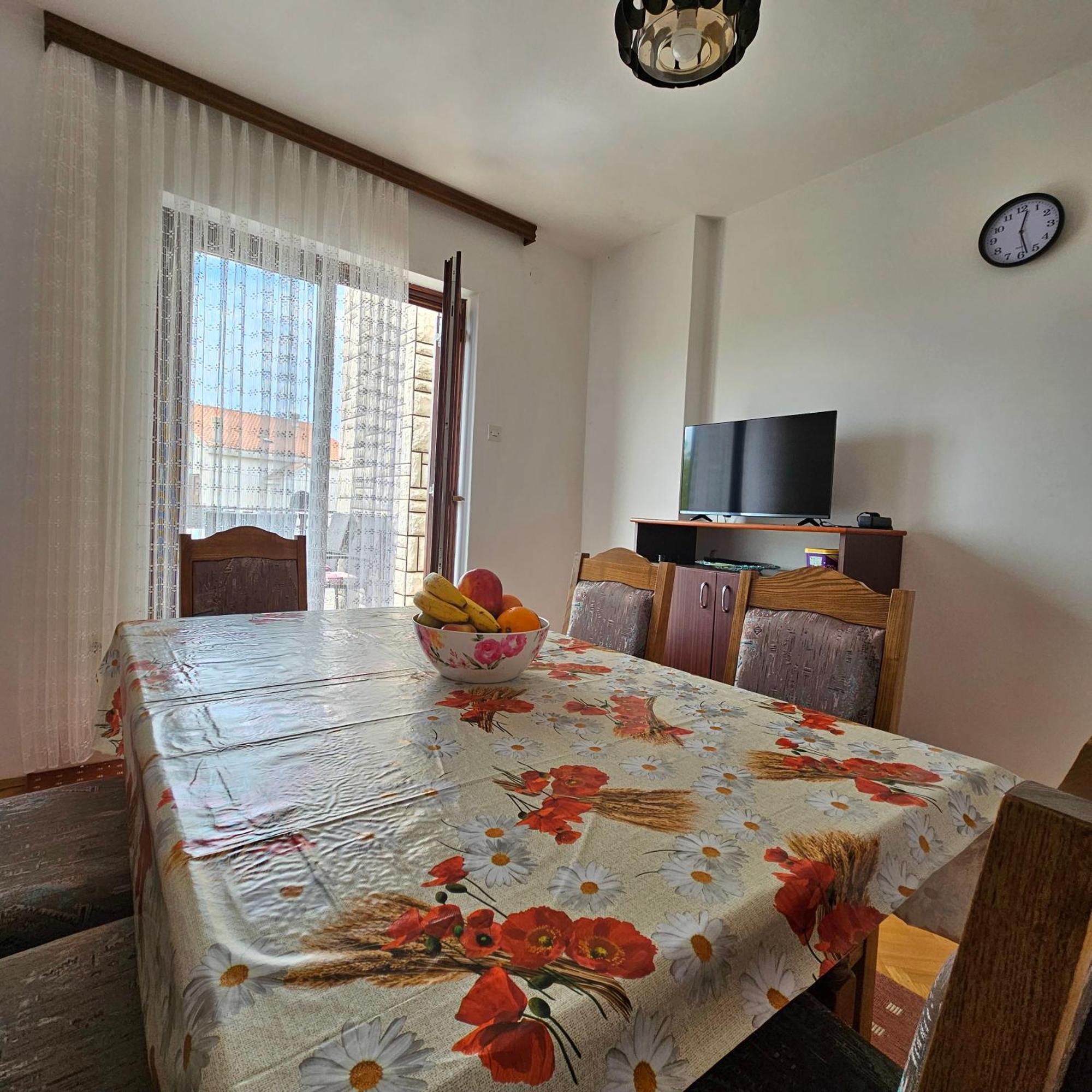 Apartman Agava Njivice Exterior foto